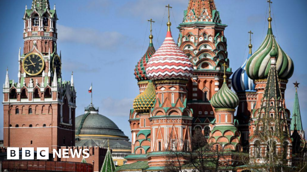 Russia expels British diplomat over espionage…