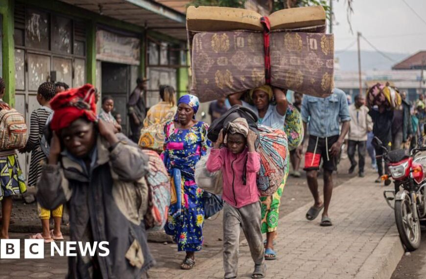 Thousands flee as M23 rebels close in on key city of Goma