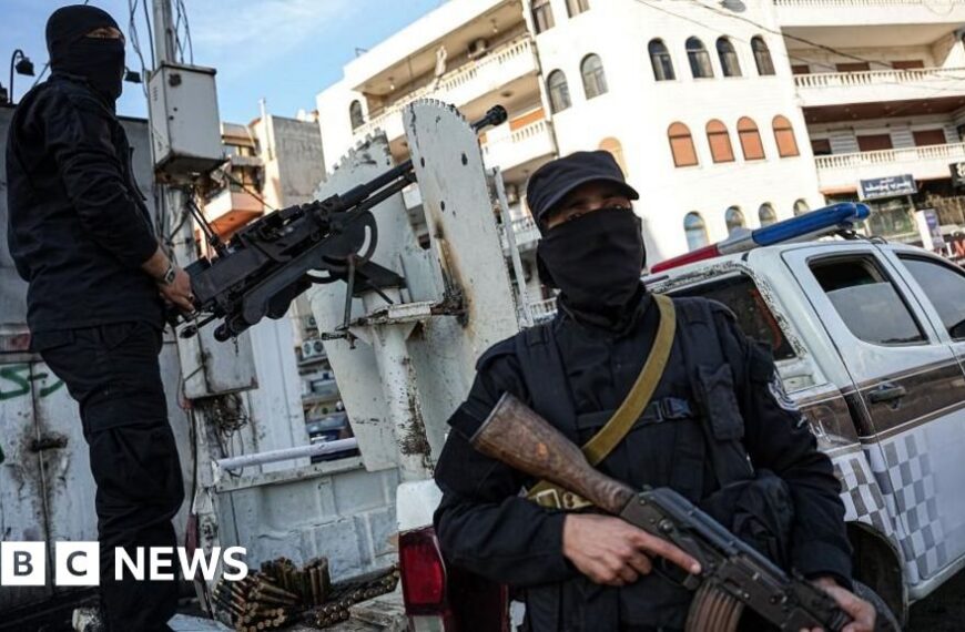 Syrian security forces accused of killing hundreds of civilians