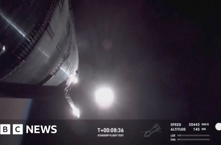 SpaceX rocket spins out of control in test flight failure