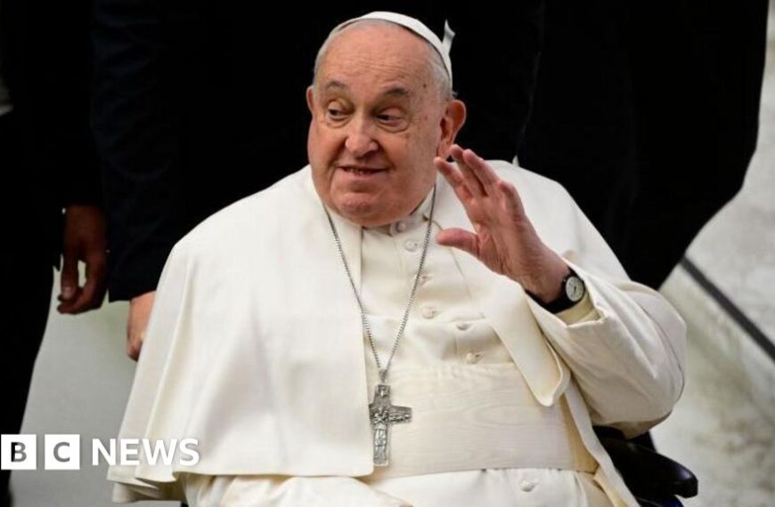 Pope Francis responding well to treatment, Vatican says